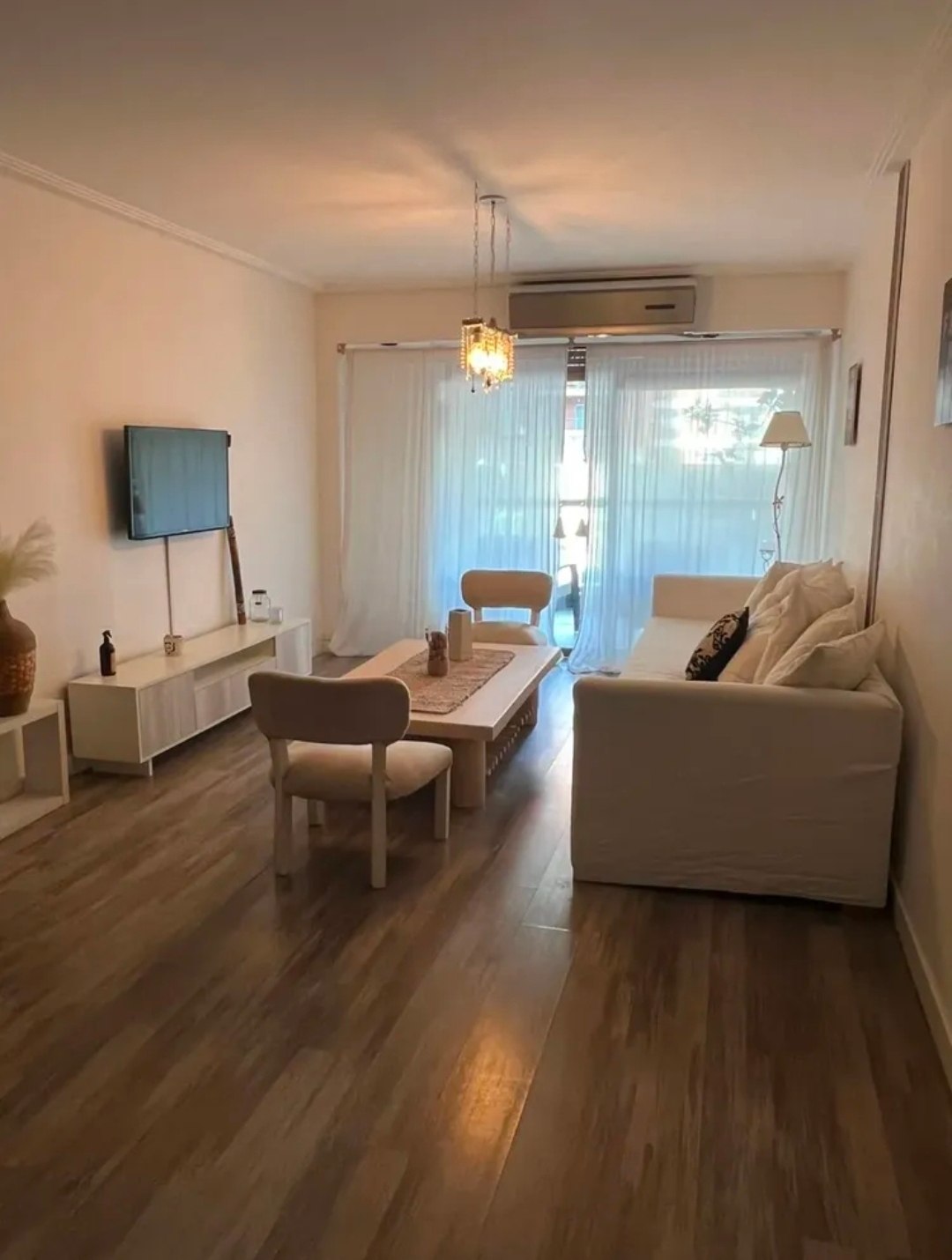Two-Room Apartment with Balcony and Pool in Belgrano photo 7 of 8