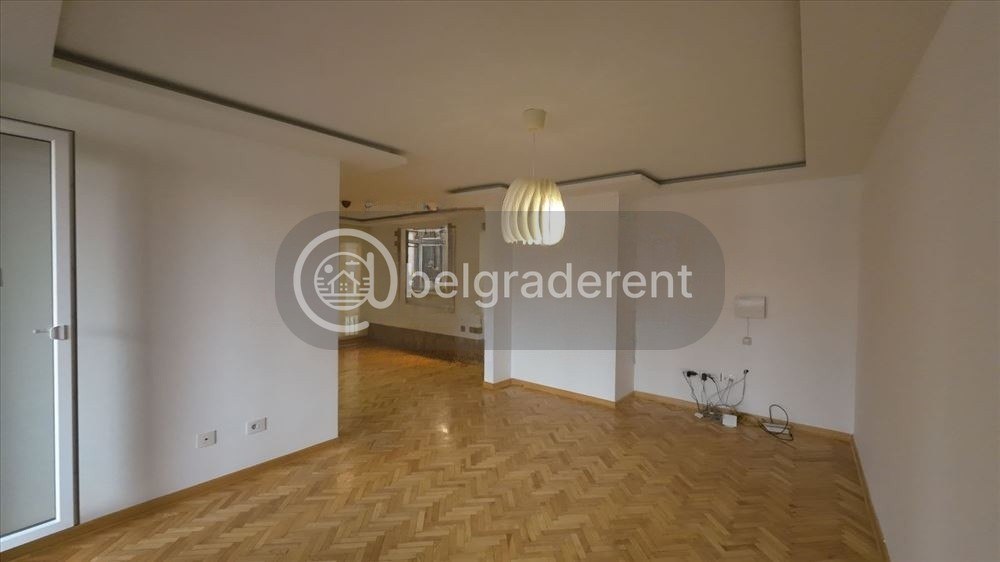 3.5-Room Apartment in Bežanijska Kosa photo 4 of 7