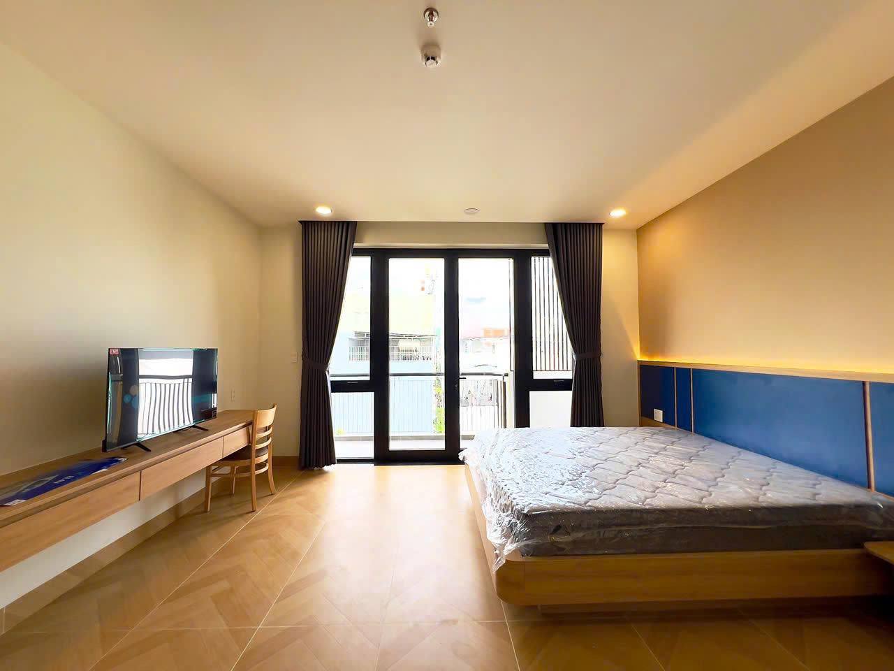 1-Bedroom Apartment in Ngu Hanh Son photo 5 of 8
