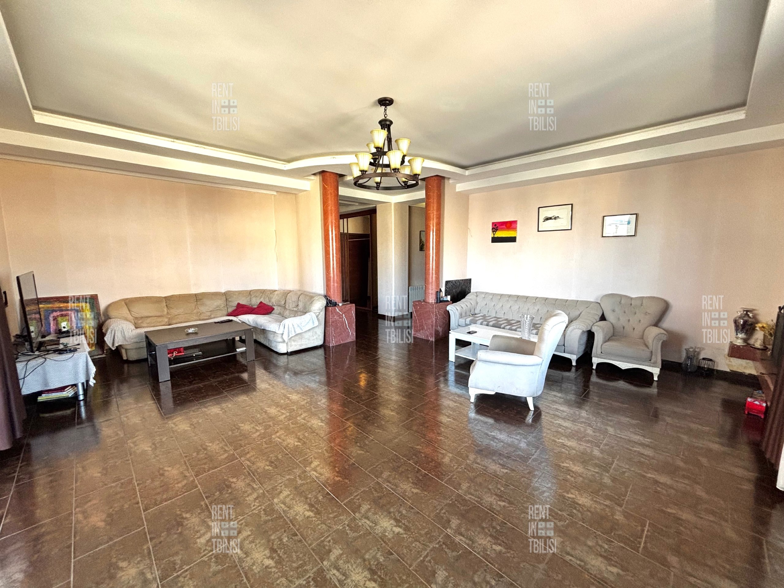 3-Bedroom Apartment in Saburtalo photo 5 of 8