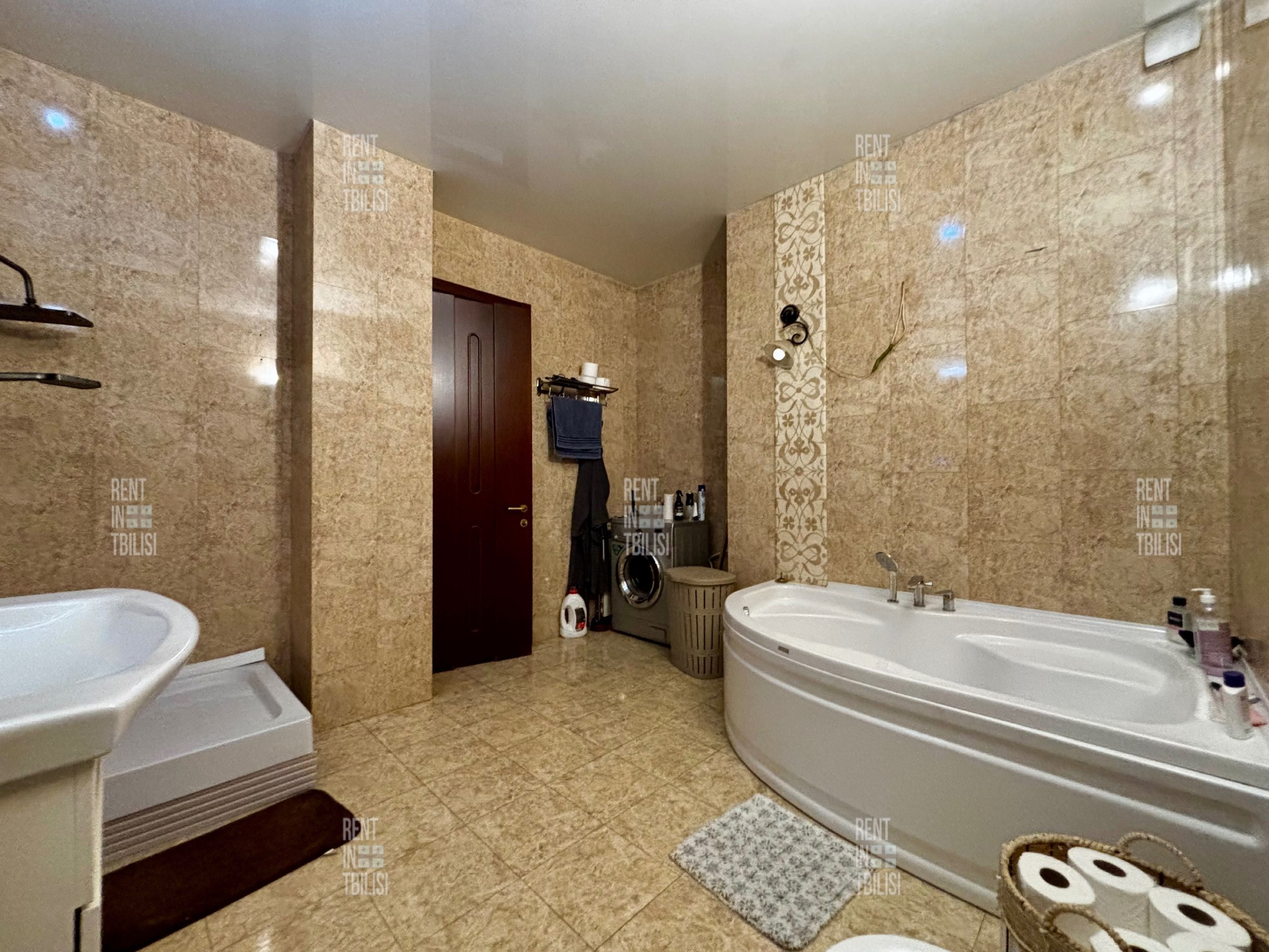 3-Bedroom Apartment in Saburtalo photo 7 of 8