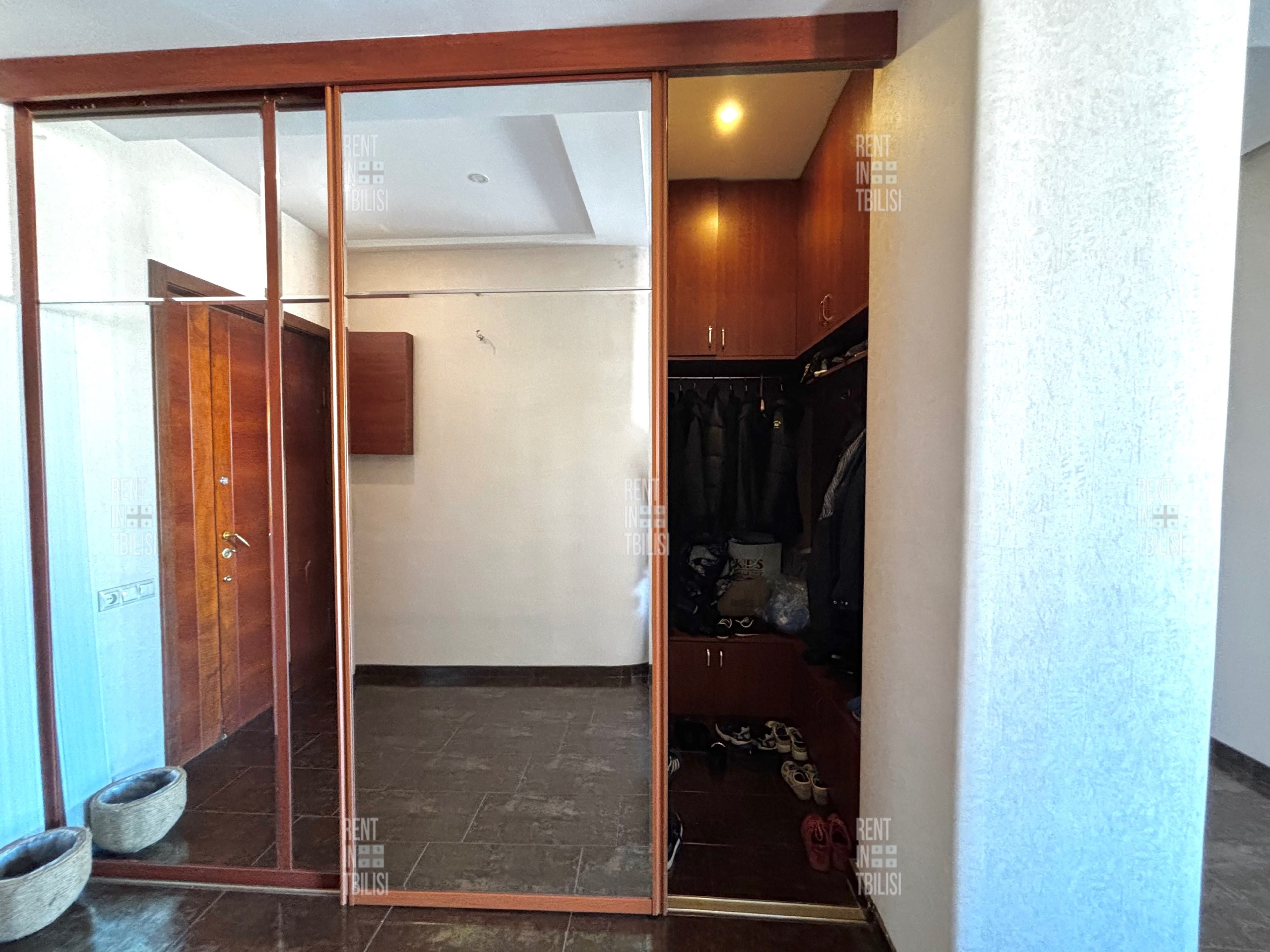3-Bedroom Apartment in Saburtalo photo 8 of 8