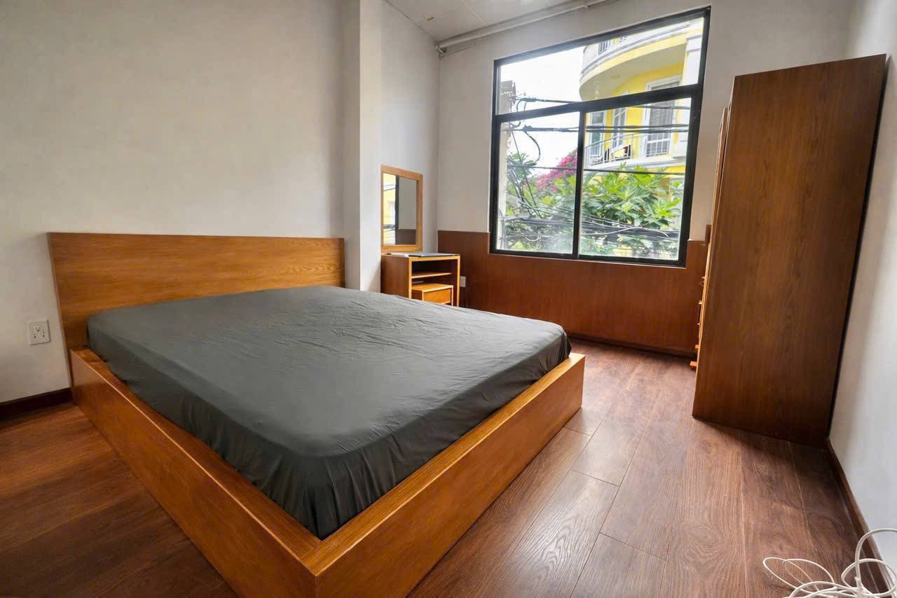 1-Bedroom Apartment Near the Sea photo 7 of 8