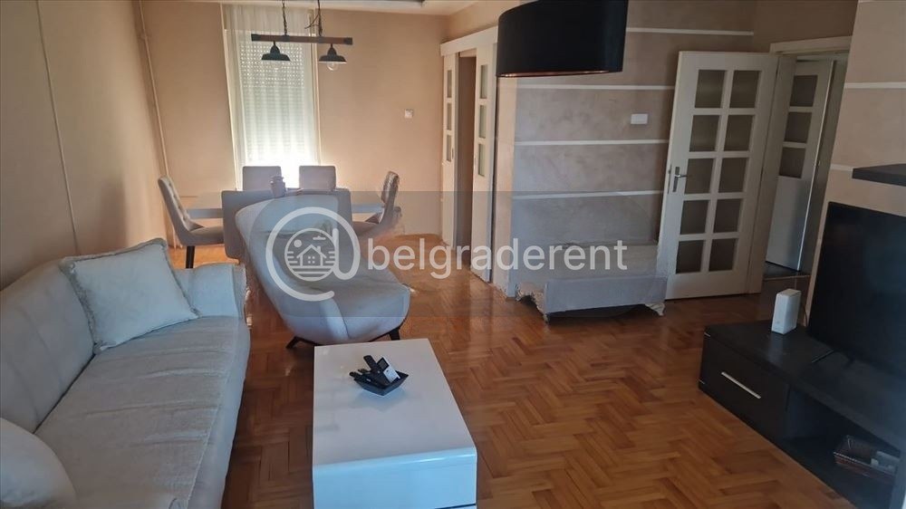 Four-Room Apartment in Zvezdara photo 8 of 8