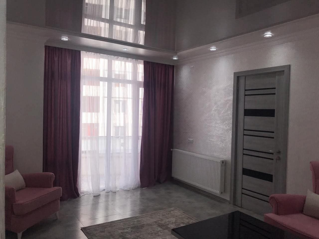 1-Bedroom Apartment Near Vox photo 3 of 8
