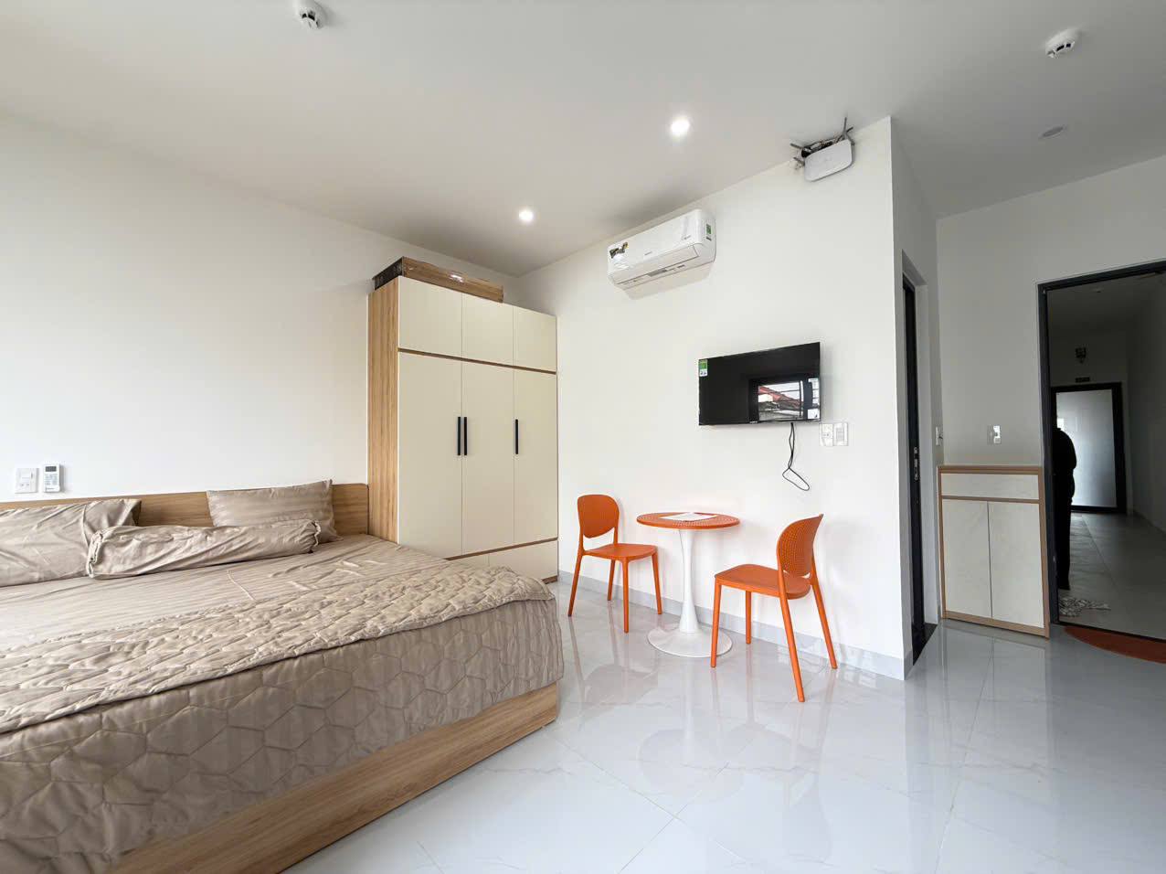 Brand-New Studio Apartment on Xuan Quynh Street photo 8 of 8