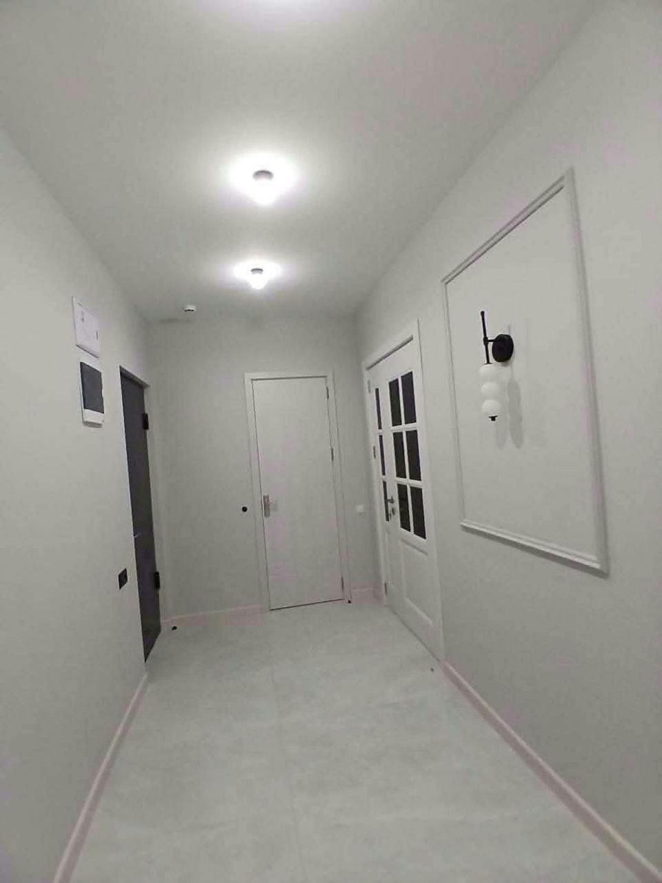 3-Bedroom Apartment in Lux Tower photo 8 of 8