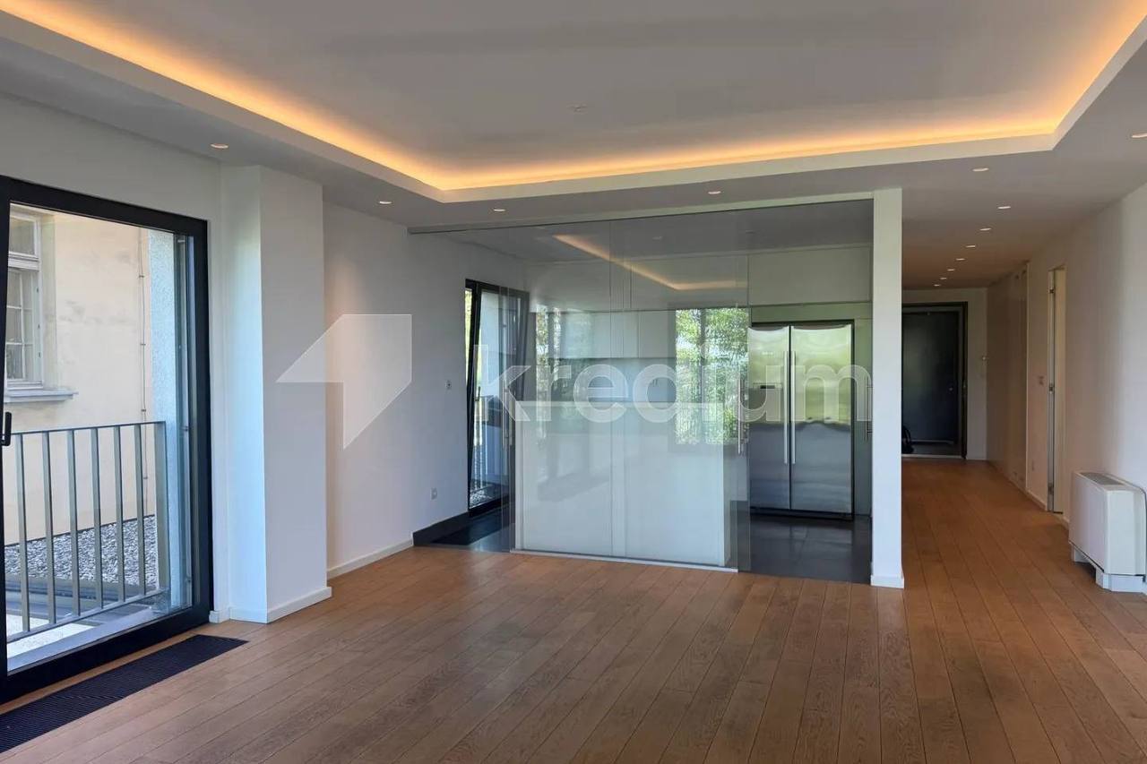 3-Bedroom Apartment on Pariska Street photo 1 of 7