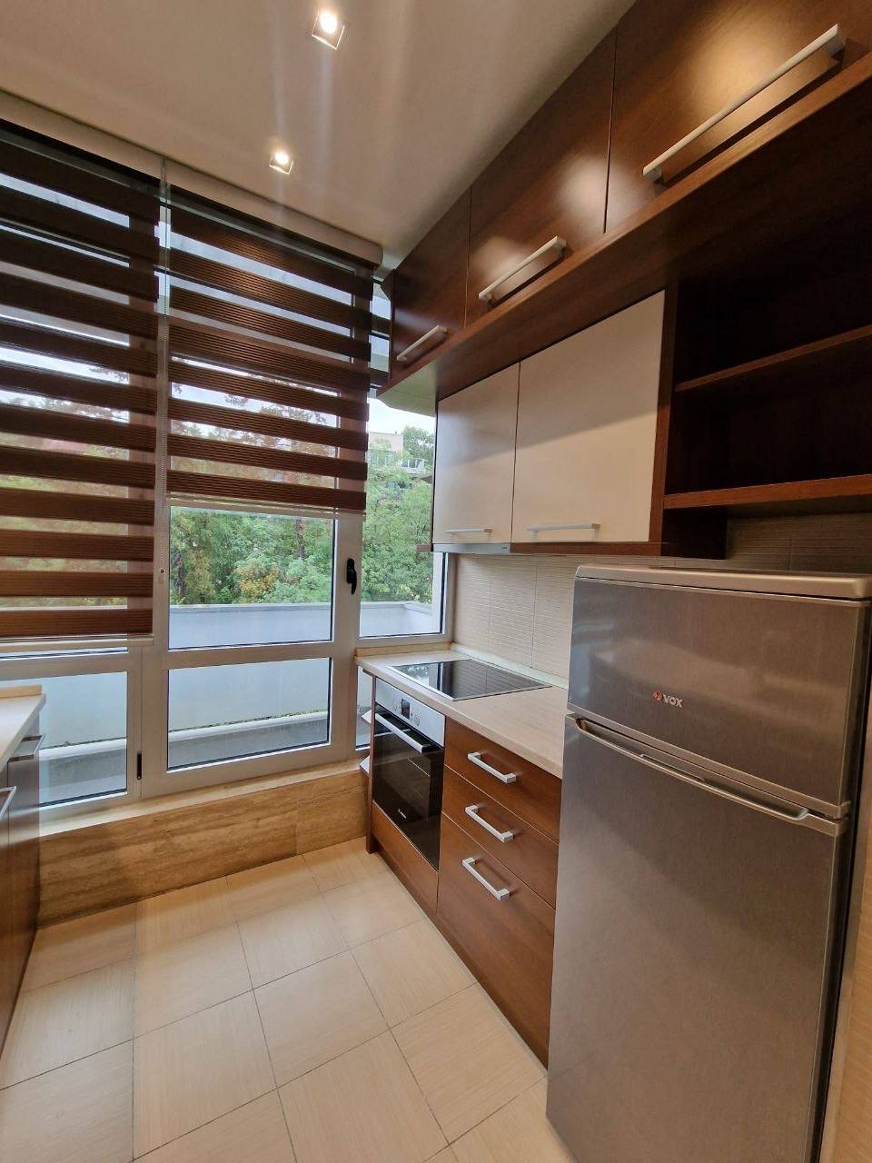 One-Bedroom Apartment in Dedinje photo 4 of 8