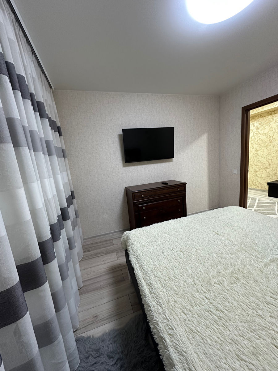 Two-Room Apartment in Botanica photo 6 of 8