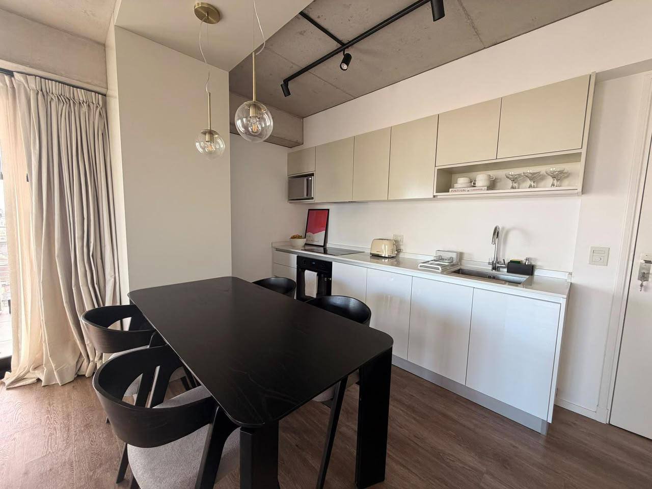 1-Bedroom Apartment in Puerto Madero photo 4 of 8