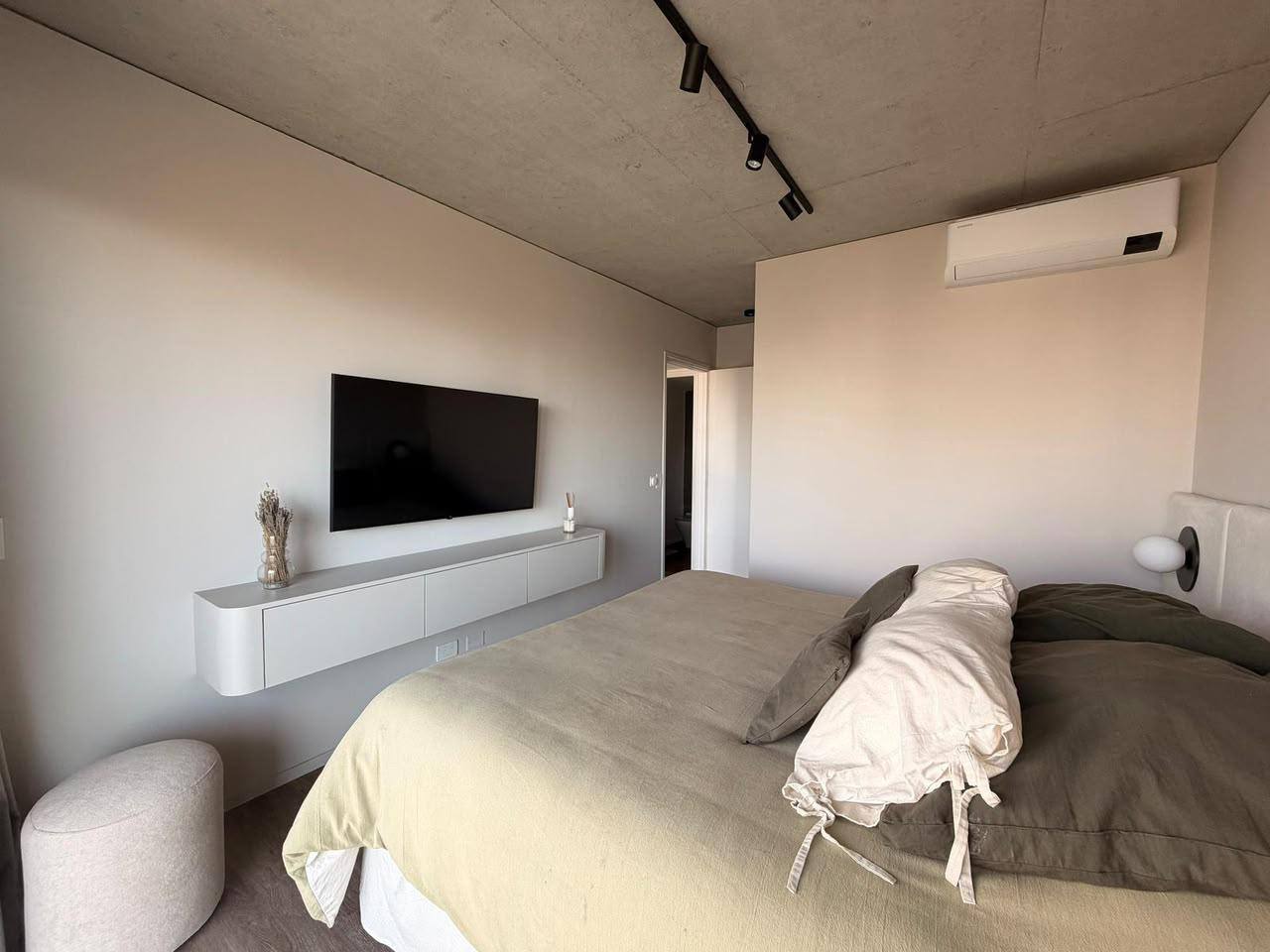 1-Bedroom Apartment in Puerto Madero photo 8 of 8