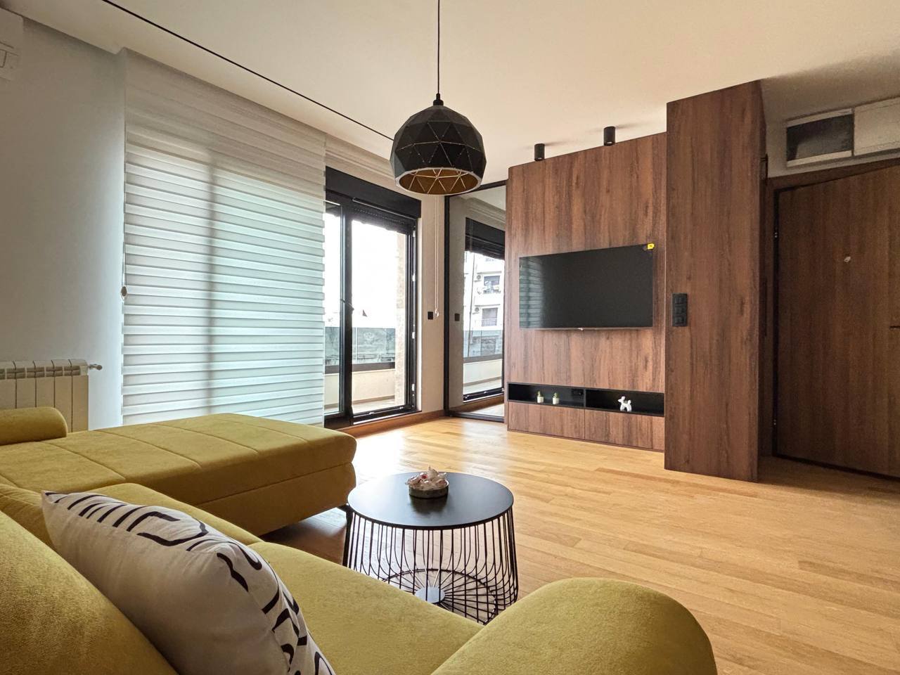 Two-Bedroom Apartment in Savski Venac photo 2 of 8
