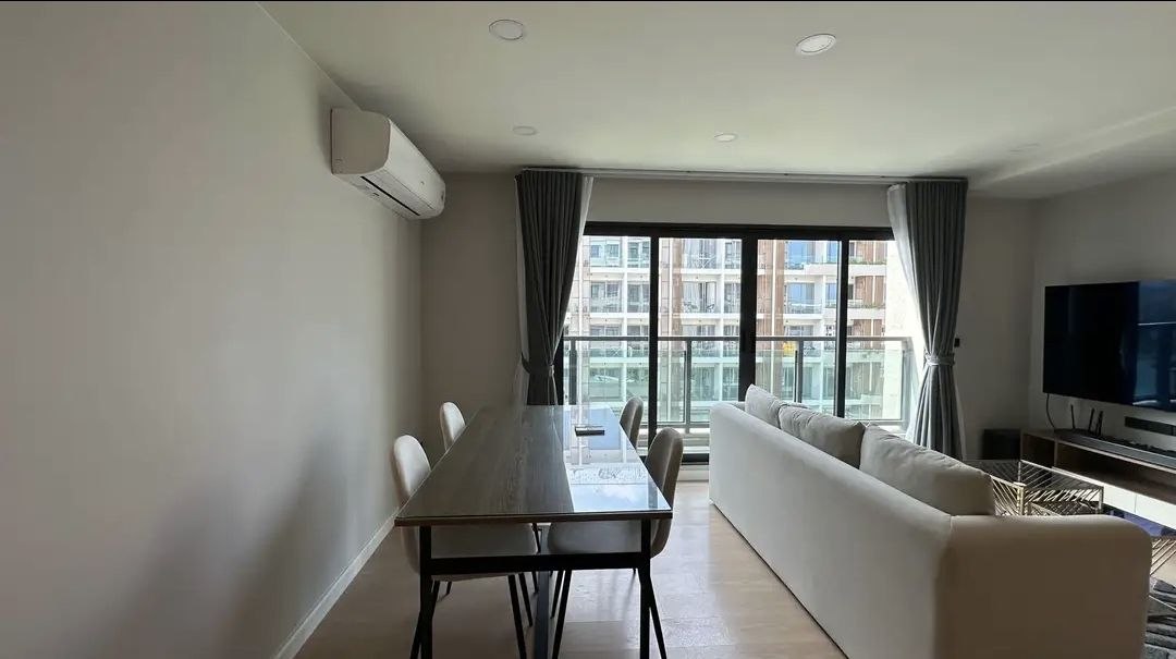 2-Bedroom Apartment in Bang Tao photo 8 of 8