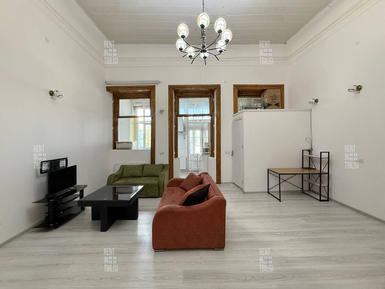 One-Bedroom Apartment in Sololaki photo 1 of 8