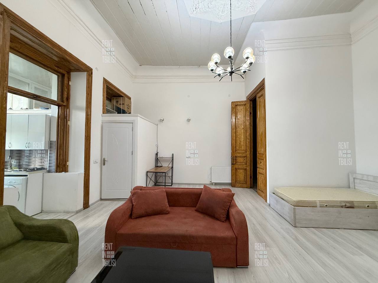 One-Bedroom Apartment in Sololaki photo 2 of 8