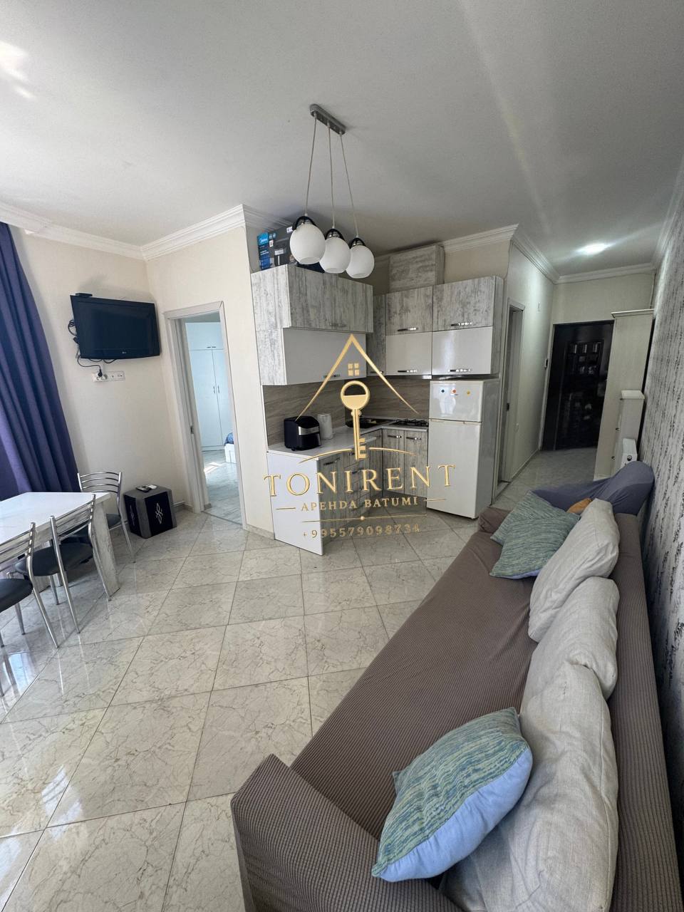 One-Bedroom Apartment Near the Sea photo 2 of 6