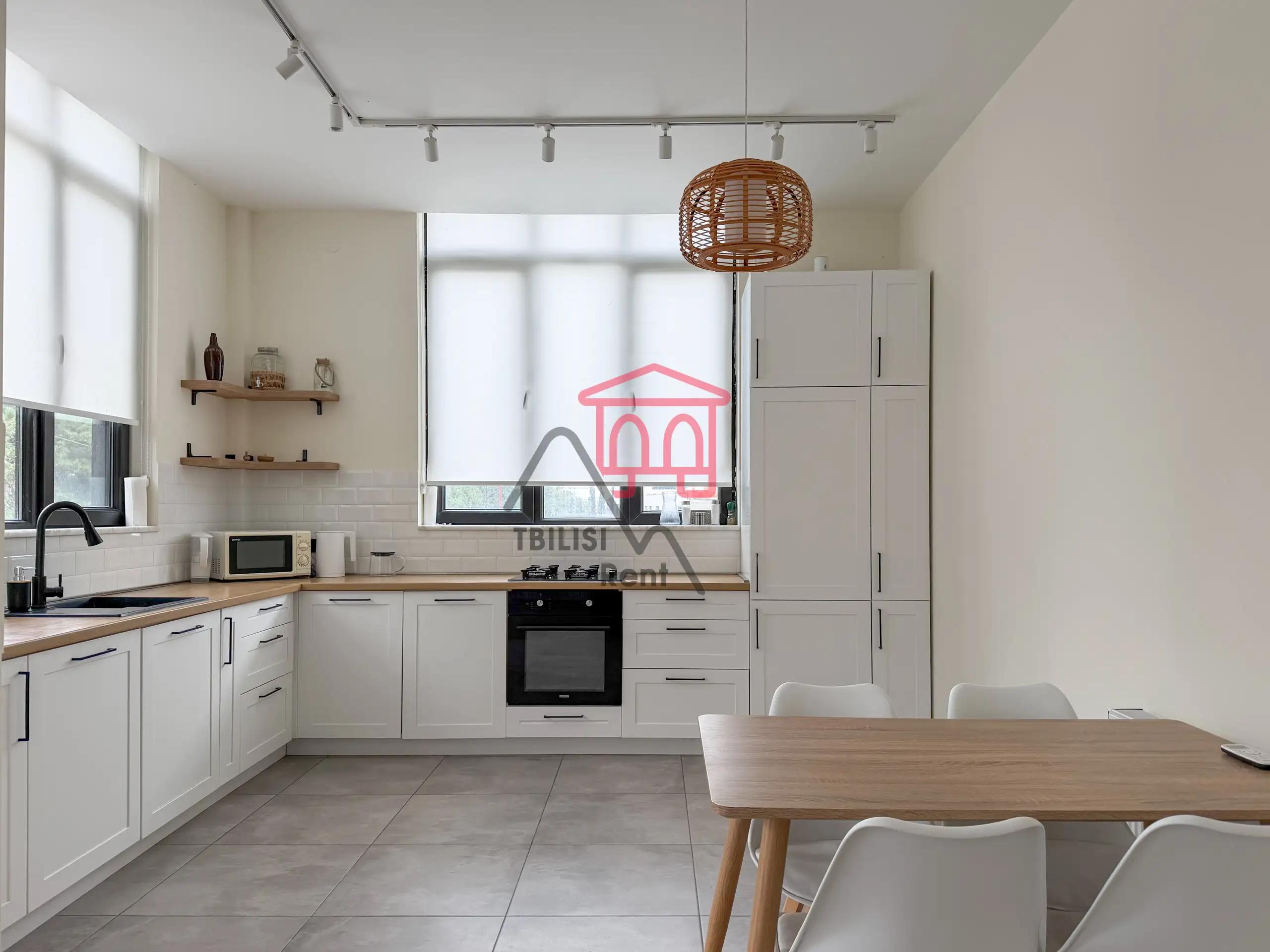 House for Rent in Lisi photo 3 of 8