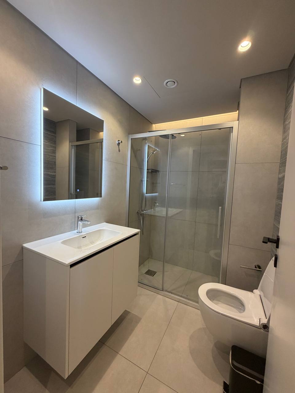 Brand-New Two-Bedroom Apartment in Agia Zoni photo 3 of 5