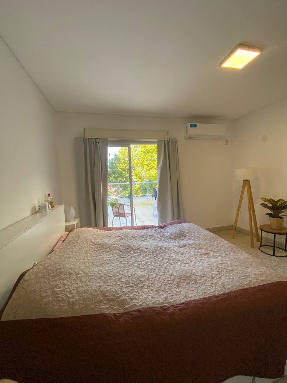 Furnished 1-Bedroom Apartment with Terrace in Recoleta photo 7 of 8