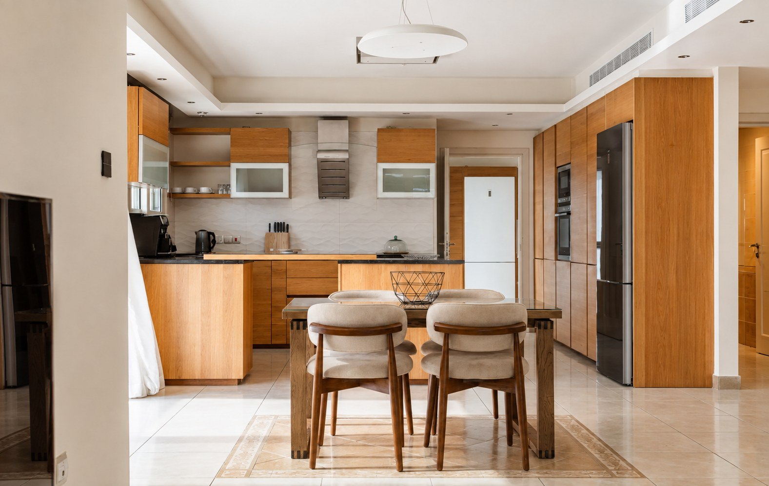 Ultra-Luxury 6-Bedroom Sea View Villa photo 4 of 7