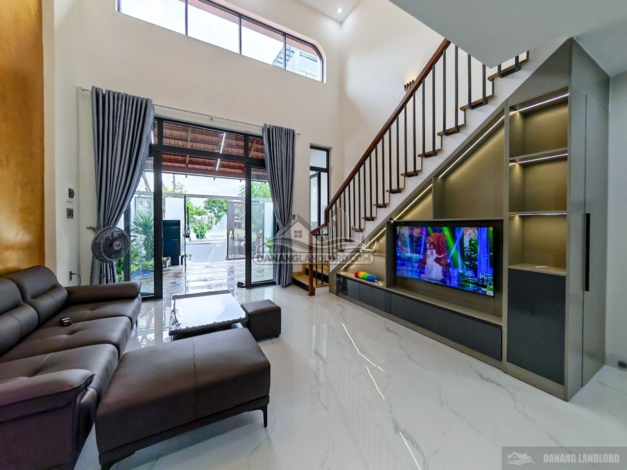 3-Bedroom House near Tan Tra Beach and FPT Complex photo 3 of 8