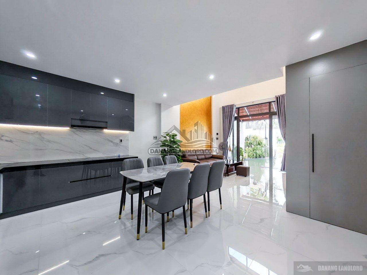 3-Bedroom House near Tan Tra Beach and FPT Complex photo 7 of 8