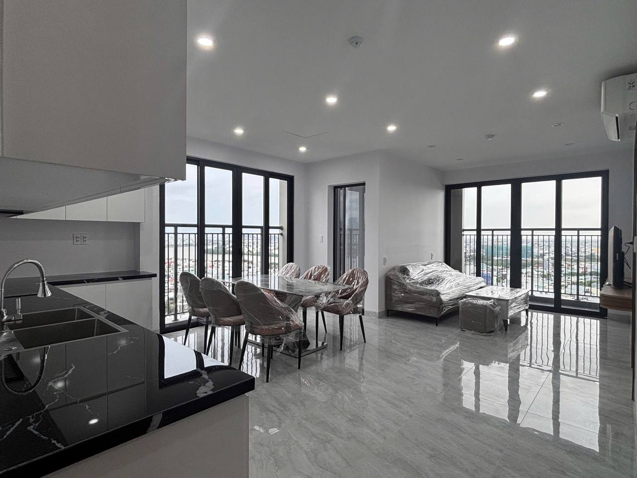 3-комнатная квартира в Vista Residence photo 1 of 8