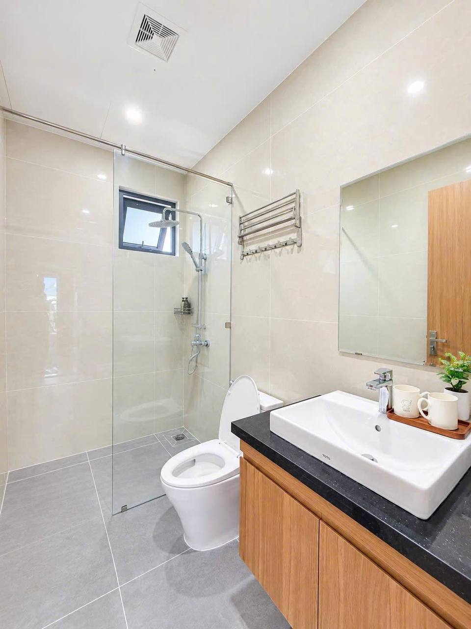 Brand-New 1-Bedroom Apartment in Son Tra photo 8 of 8