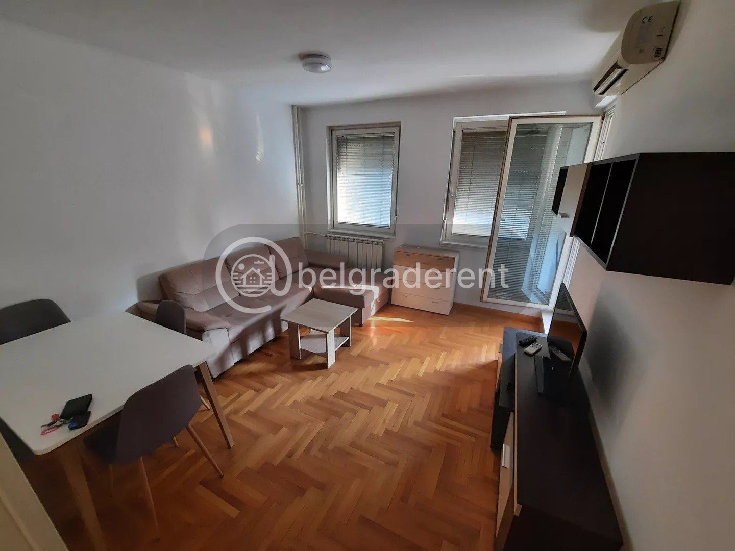 2-Room Apartment in Blok 28 photo 2 of 6