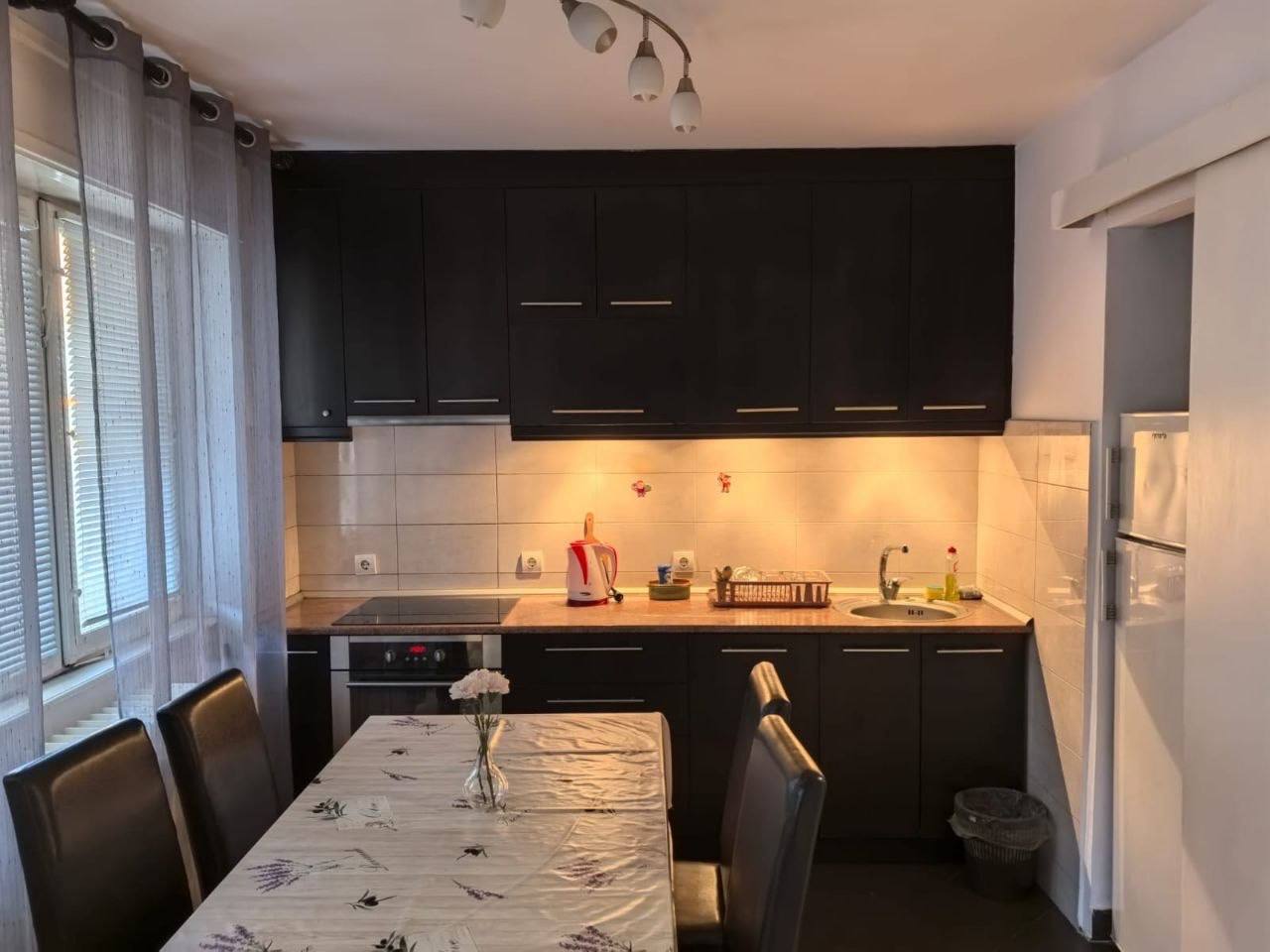Квартира 40 м² на улице Црногорска photo 2 of 5