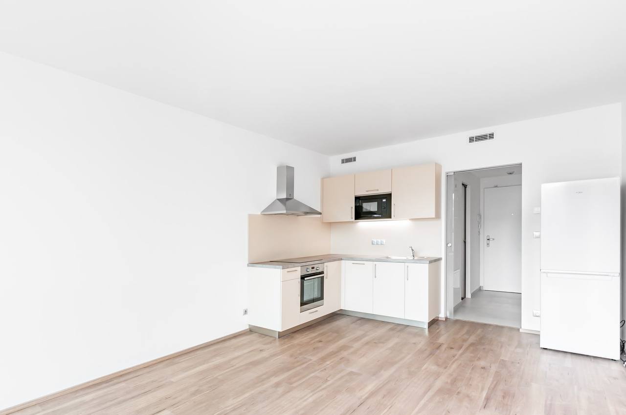 1+kk Apartment for Rent in Harfa, Prague 9 photo 2 of 6