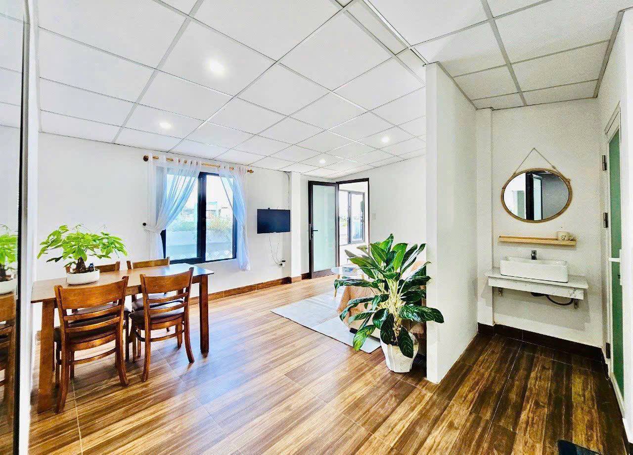2BR Penthouse Apartment in My An photo 2 of 8