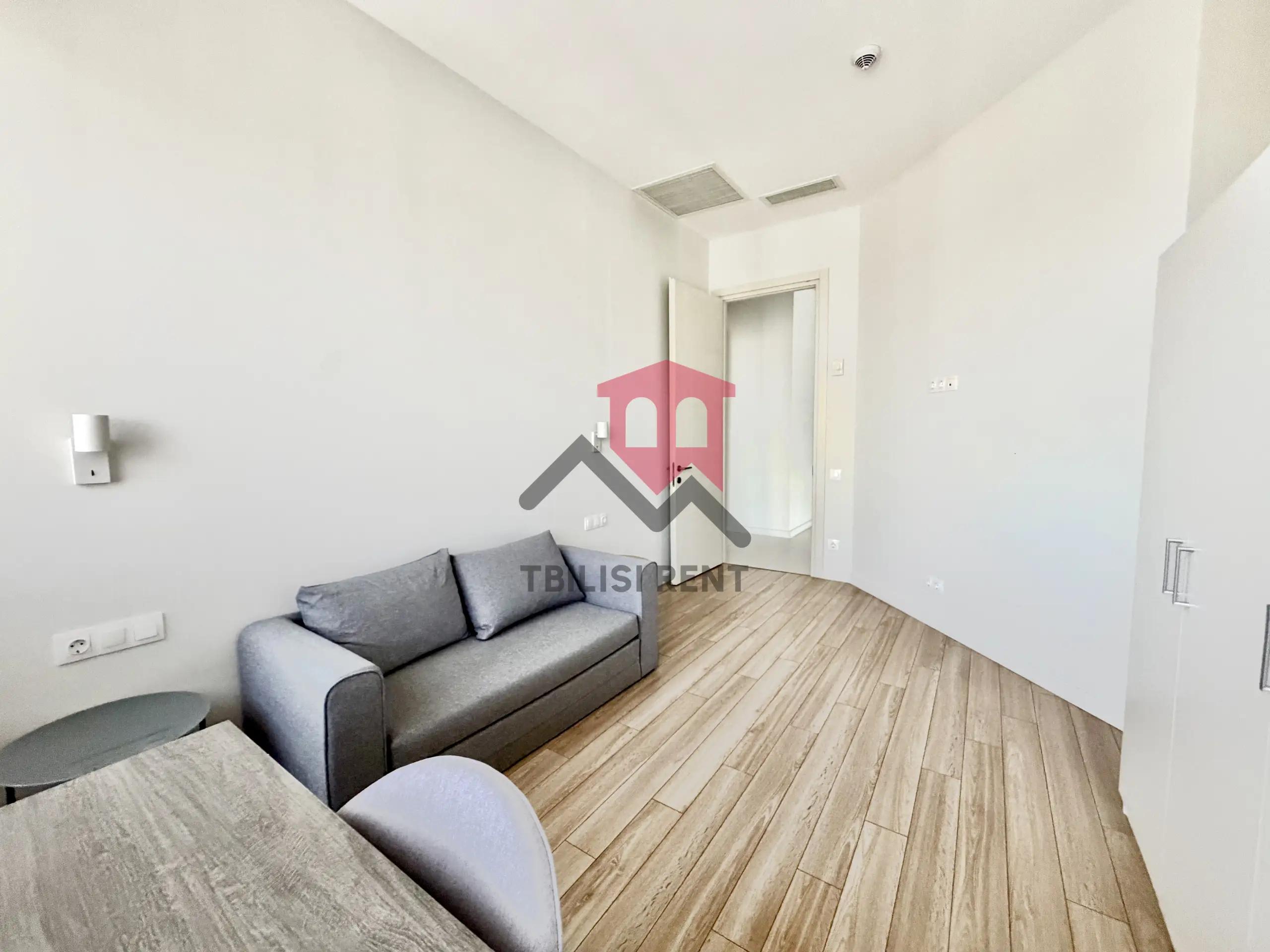 Premium 2-Bedroom Apartment in Axis Towers photo 8 of 8