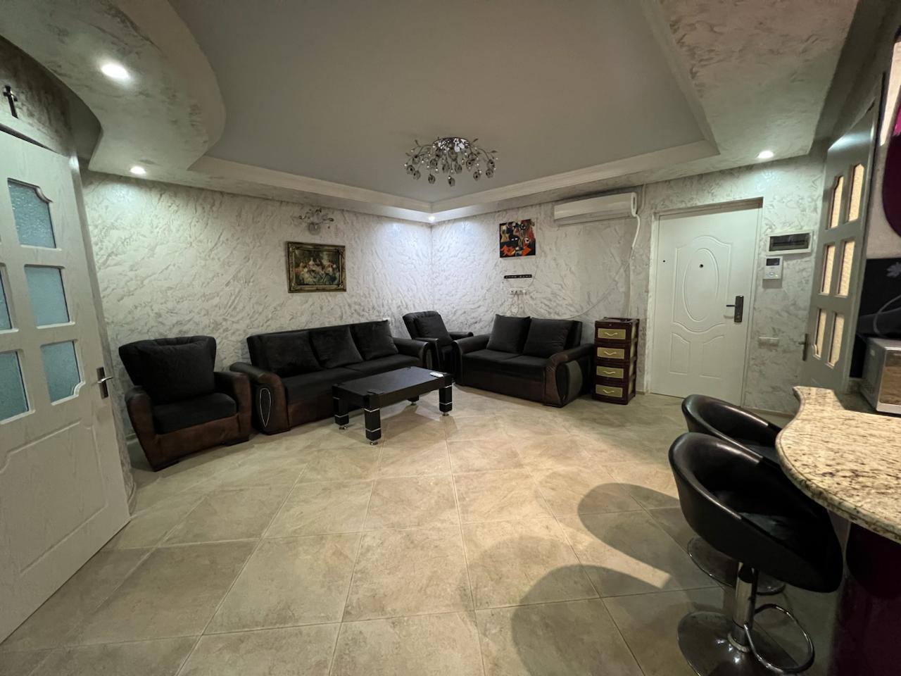 2-Bedroom Apartment in Batumi photo 1 of 6