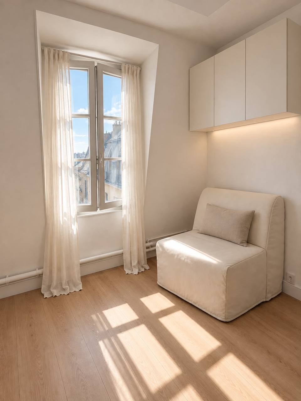 Studio in Paris 17th Arrondissement photo 1 of 3