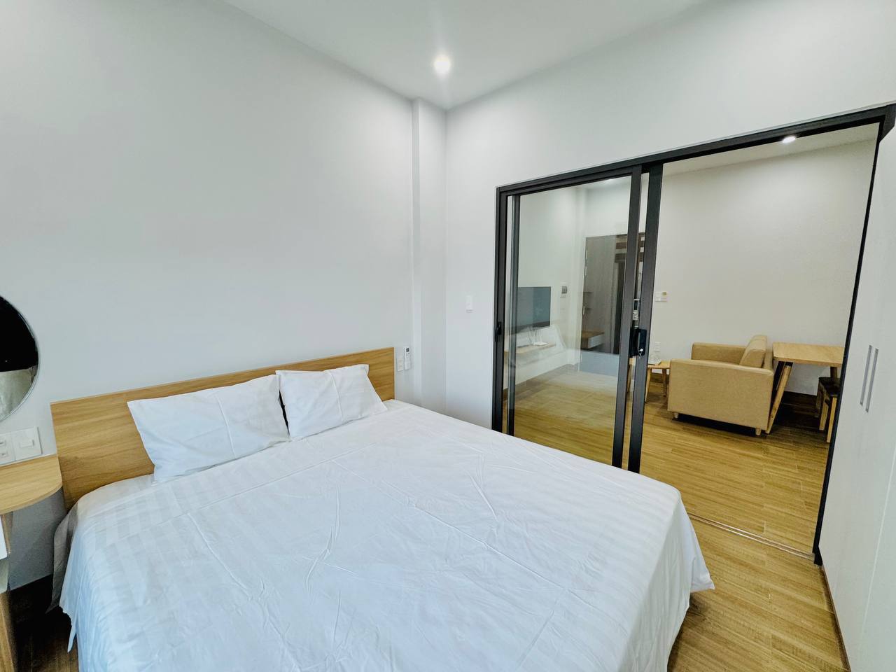 1-Bedroom Apartment in Hoa Xuan photo 8 of 8