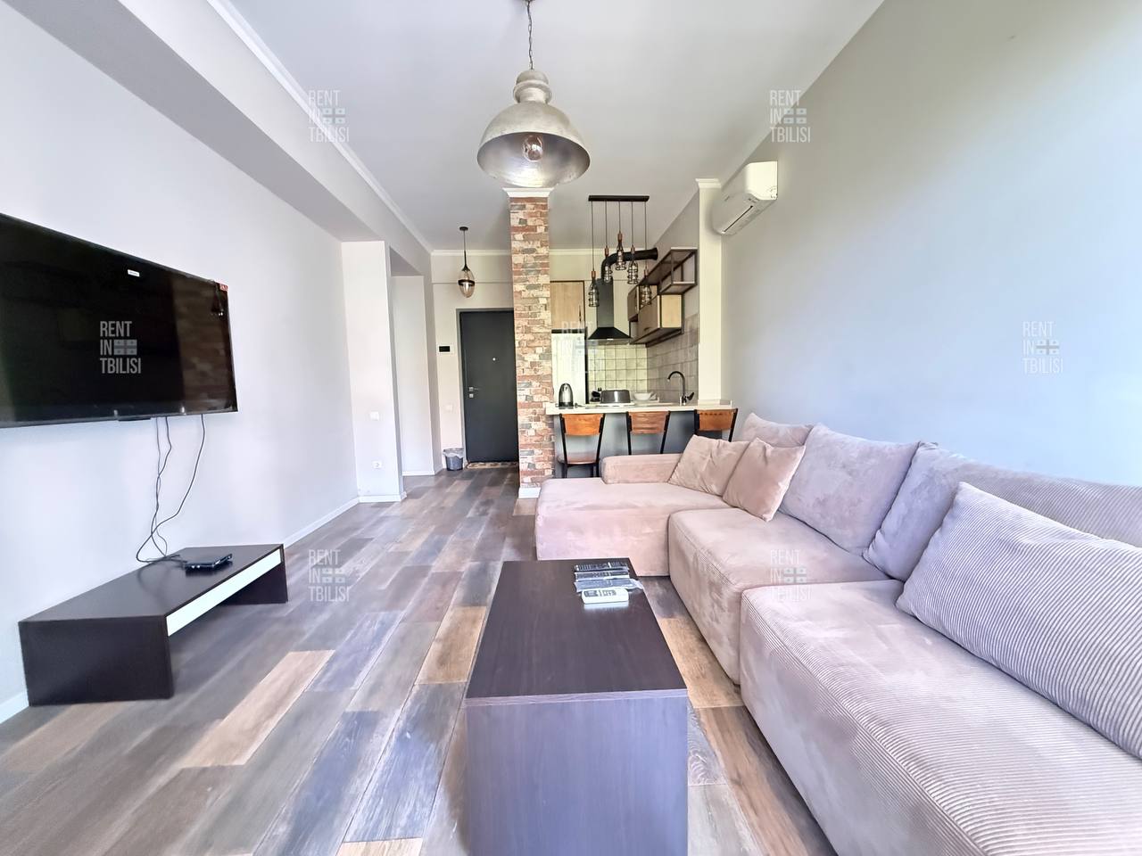 1-Bedroom Apartment in Domus Complex photo 5 of 8