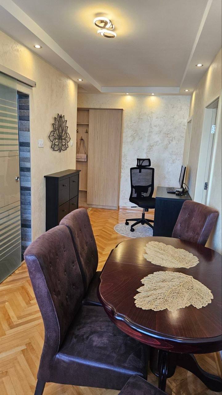 66 m² Apartment in Novi Beograd photo 1 of 8