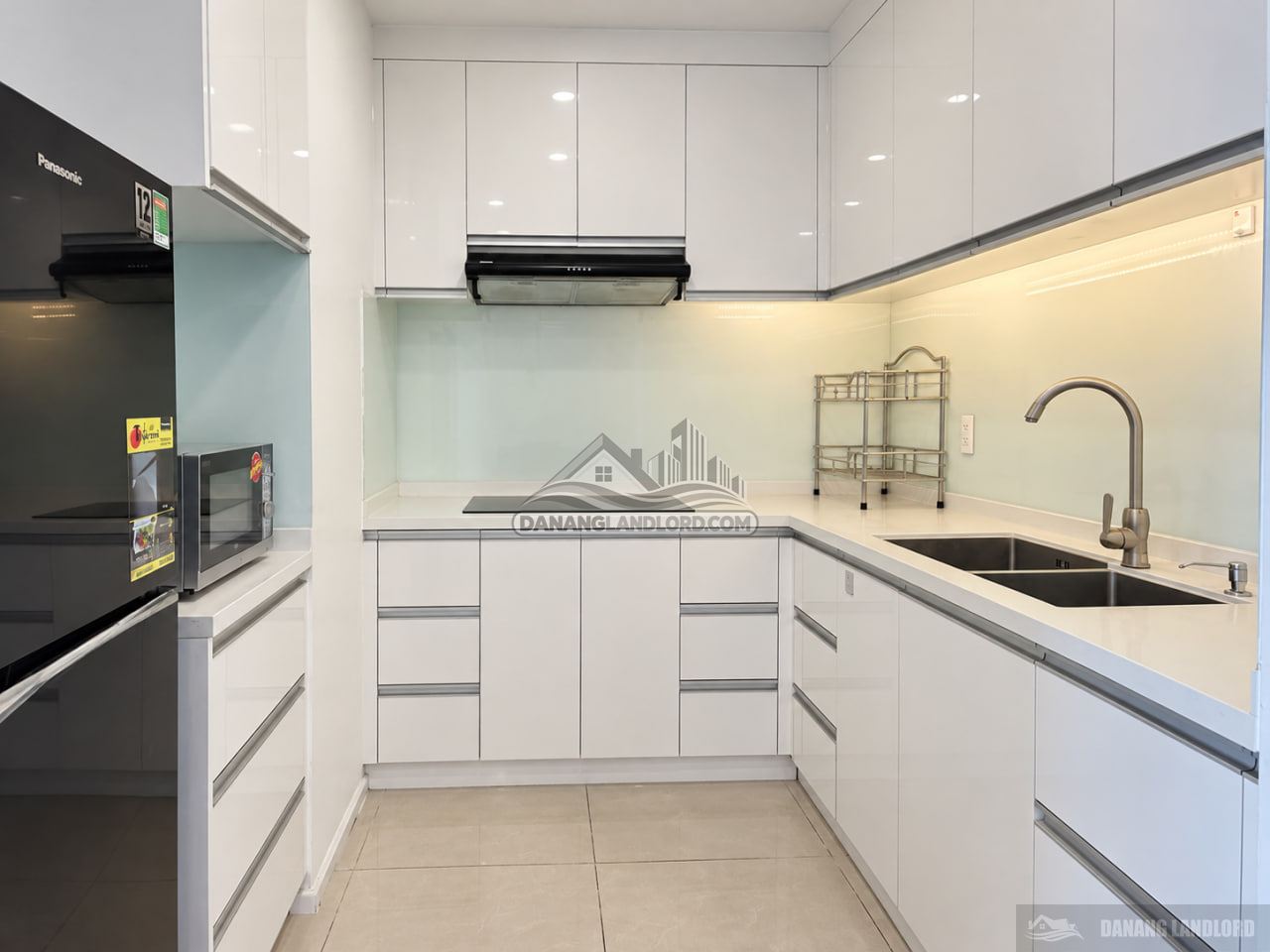 2BR Hiyori Garden Tower Apartment Near Dragon Bridge photo 3 of 8
