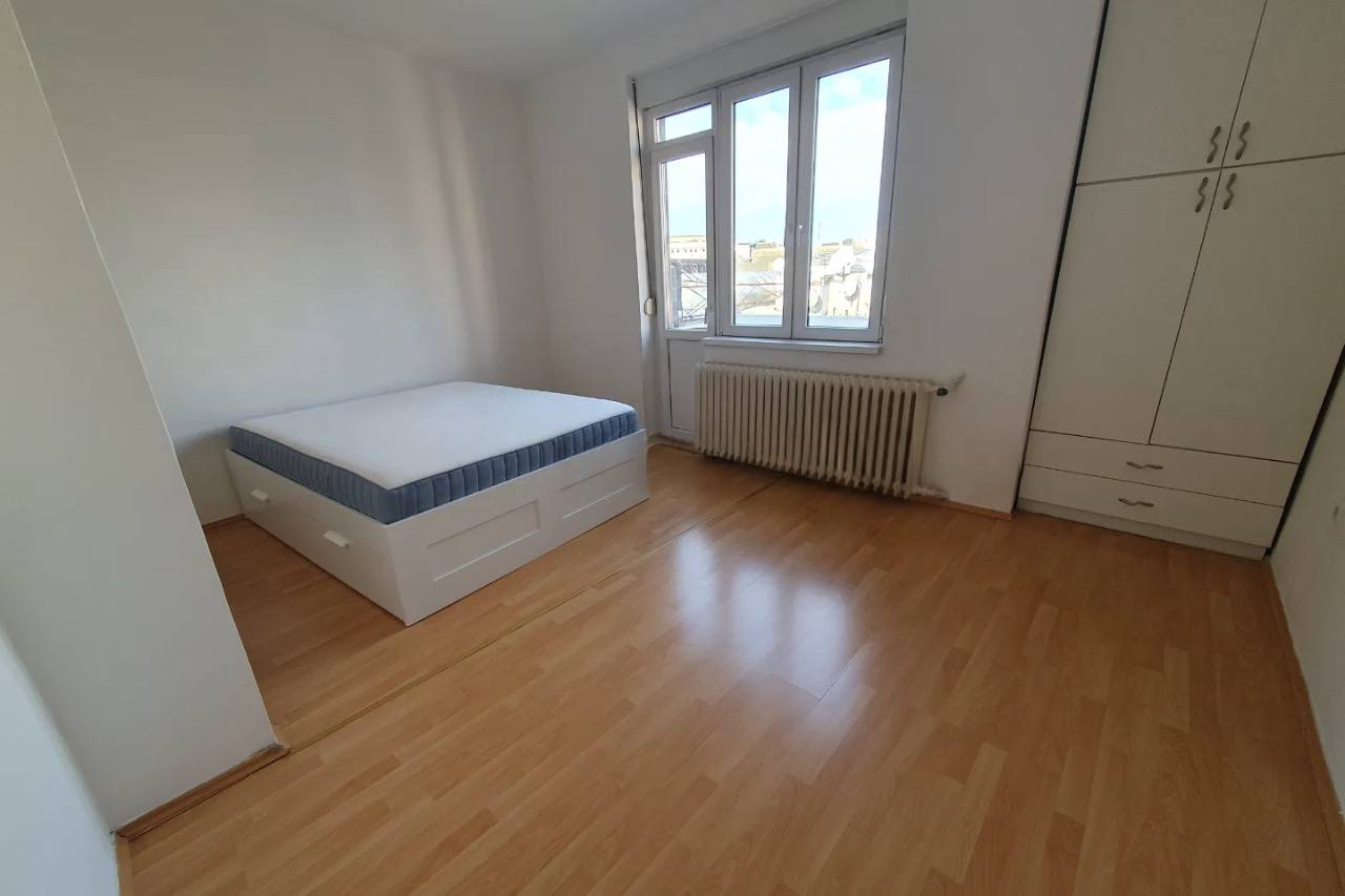 Two-Bedroom Apartment in Dorćol photo 3 of 6