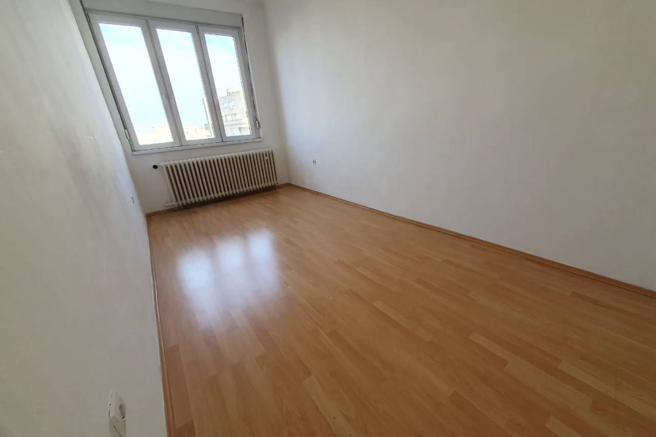 Two-Bedroom Apartment in Dorćol photo 4 of 6