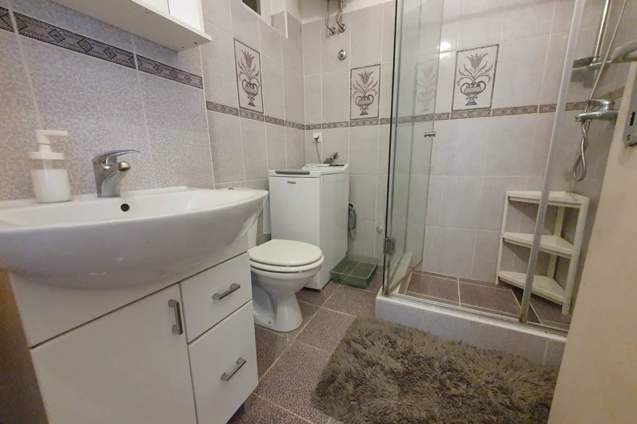 Two-Bedroom Apartment in Dorćol photo 5 of 6