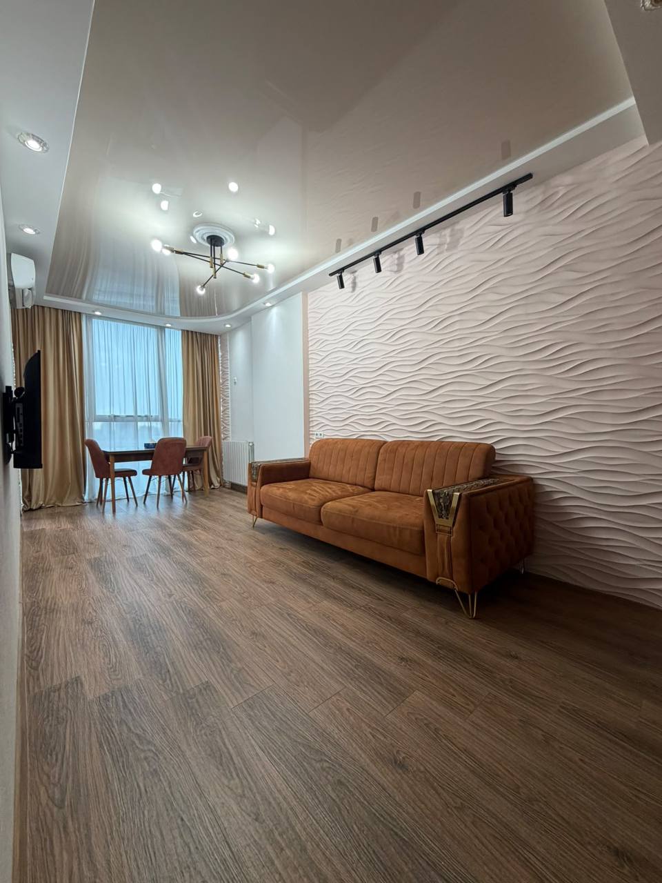 1-Bedroom Apartment on Shartava Street photo 1 of 8
