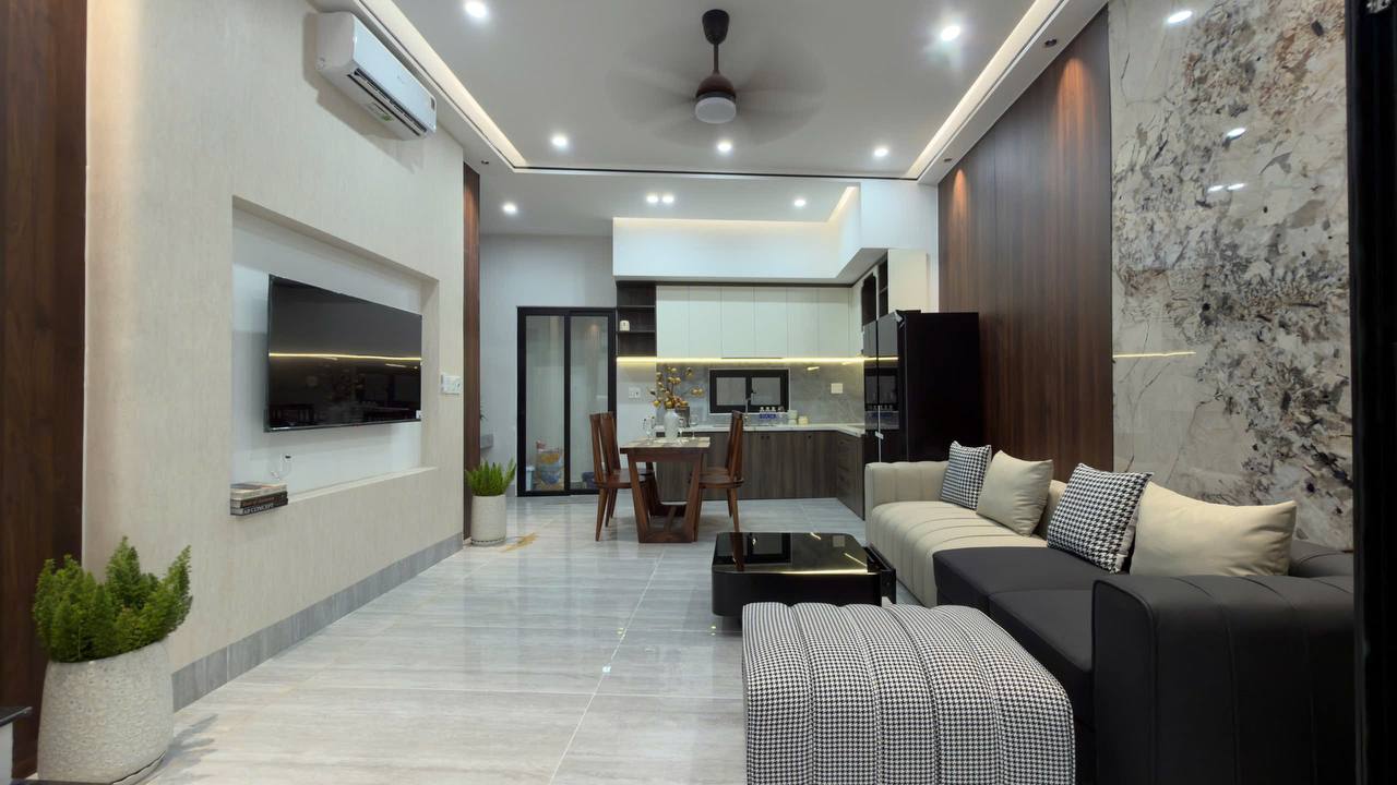 3-Storey House with 4 Bedrooms in Da Nang photo 1 of 8