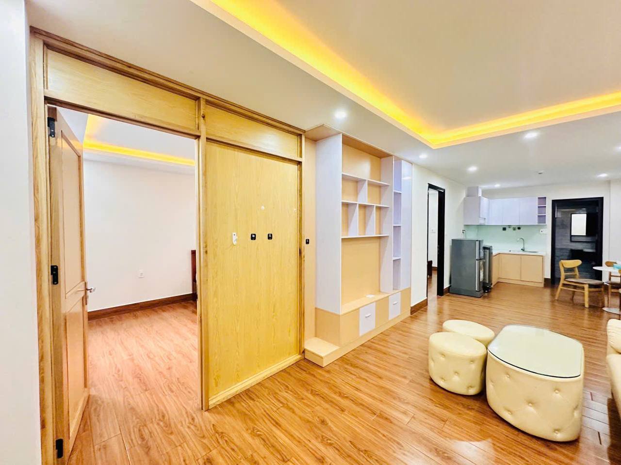 2-Bedroom Apartment Near the Sea in My An photo 7 of 8