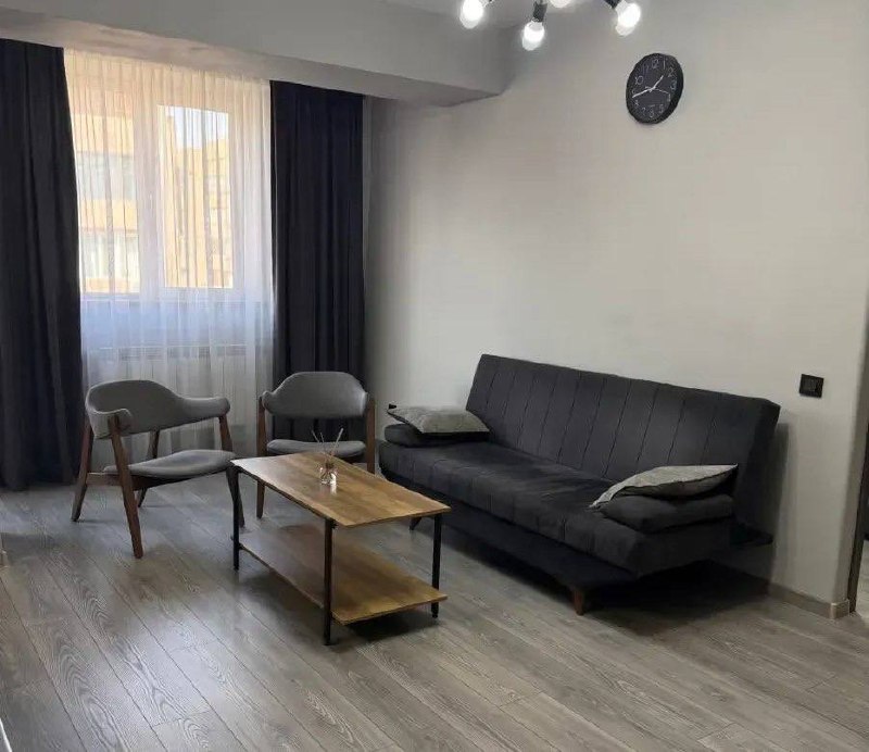 Furnished 3-Room Apartment in Arabkir photo 2 of 8