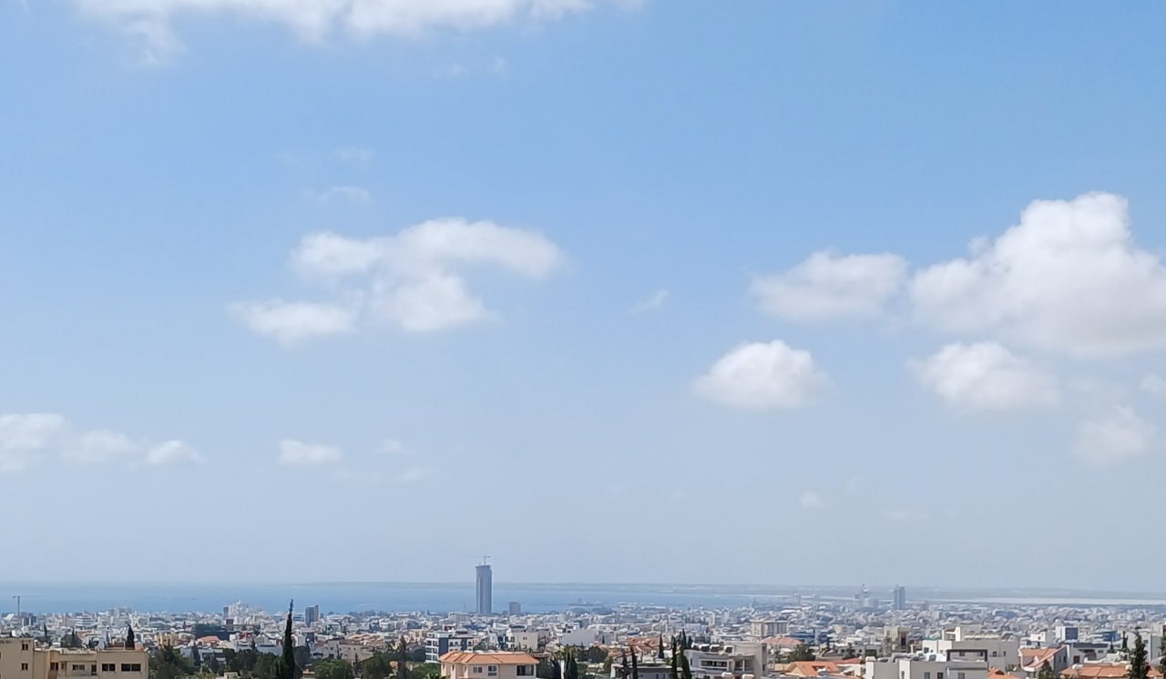 2-Bedroom Apartment in Agia Fila, Limassol photo 4 of 4