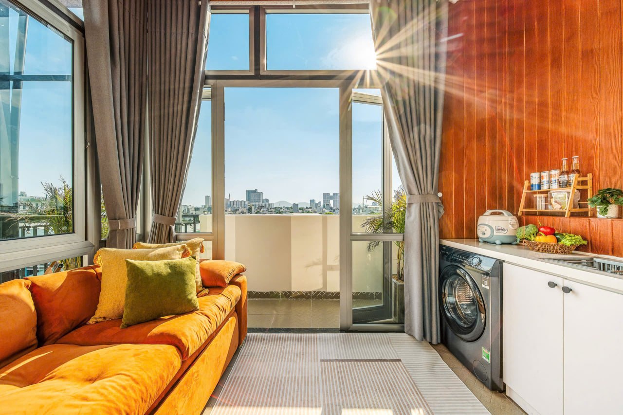 Cozy 1-Bedroom Apartment with Balcony in Phuoc My photo 2 of 8