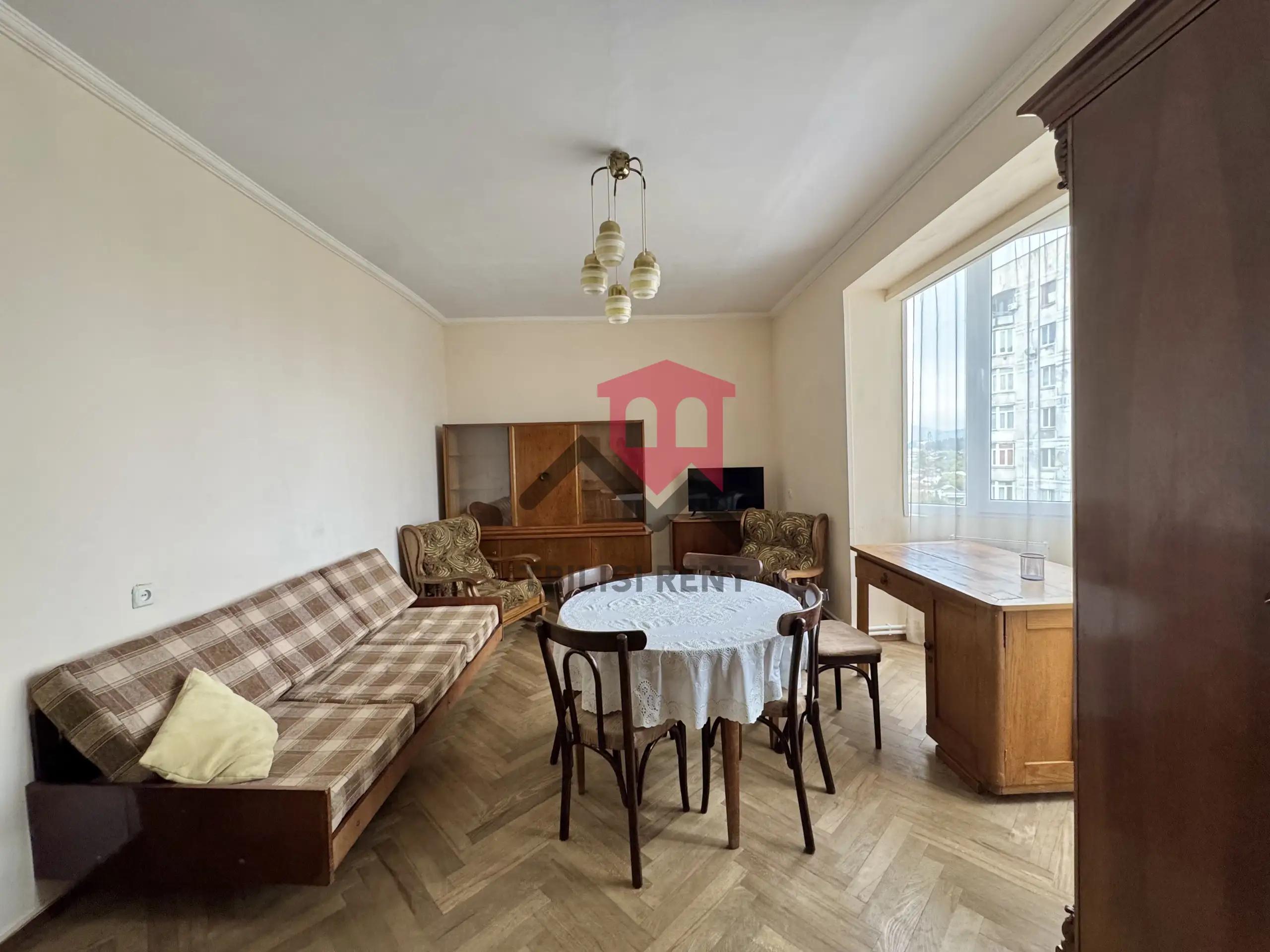 Bright Spacious Apartment in Saburtalo photo 1 of 8